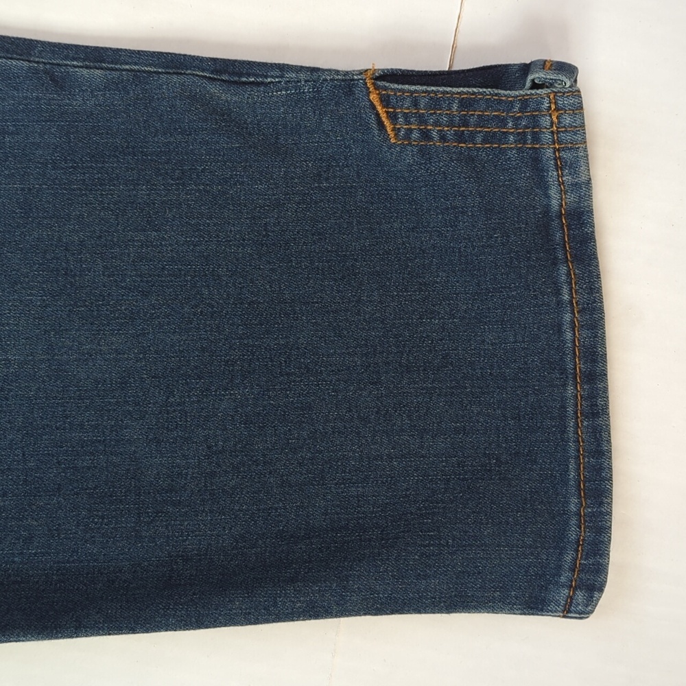 NWT Gloria Vanderbilt Amanda Slimming Effect Capri Denim Jeans 8 Blue Pockets - Picture 10 of 16